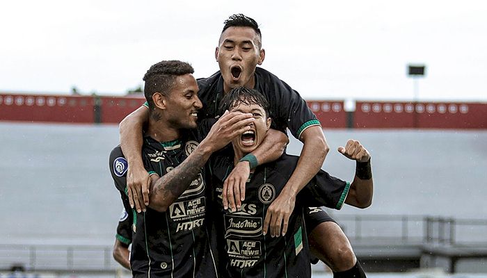 Belum Cetak Gol, Wander Luiz Dibela Pelatih PSS
